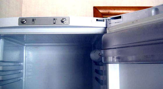 Перевесить двери холодильника в Зарайске | Вызов мастера по холодильникам на дом