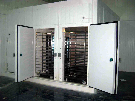 Ремонт промышленных холодильников в Зарайске с выездом | Вызов мастера по холодильникам на дом
